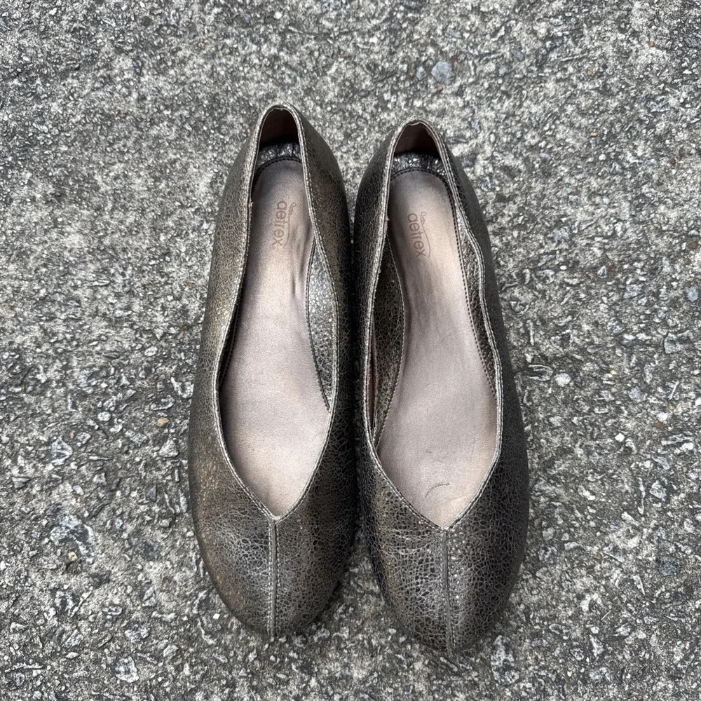 Aetrex Camie Ballet Flat Women's 9 Metallic Bronze Gold Leather Slip On Shoe